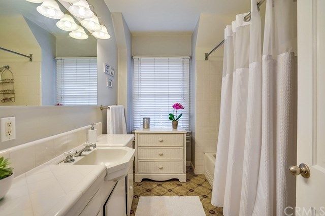 $1,062,500 | 3848 Linden Avenue, Long Beach, CA 90807