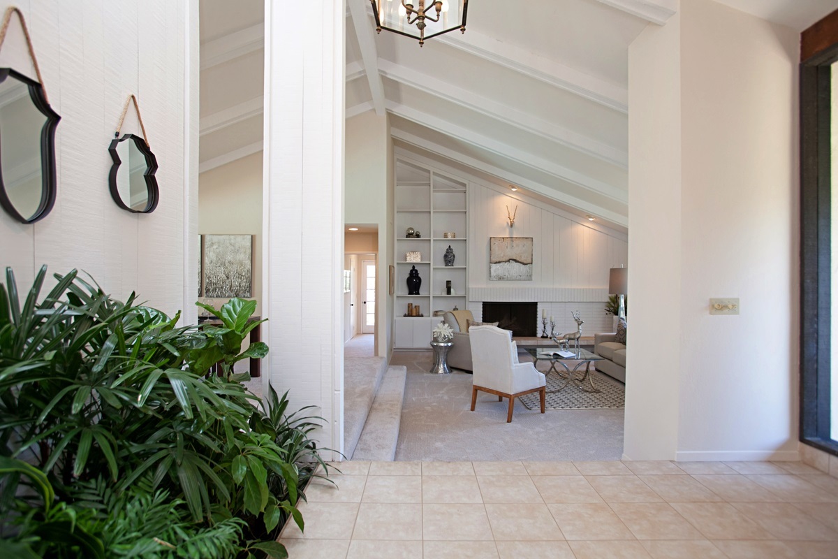 14921 Rancho Real Del Mar, CA 92014 - Photo 3 of 25