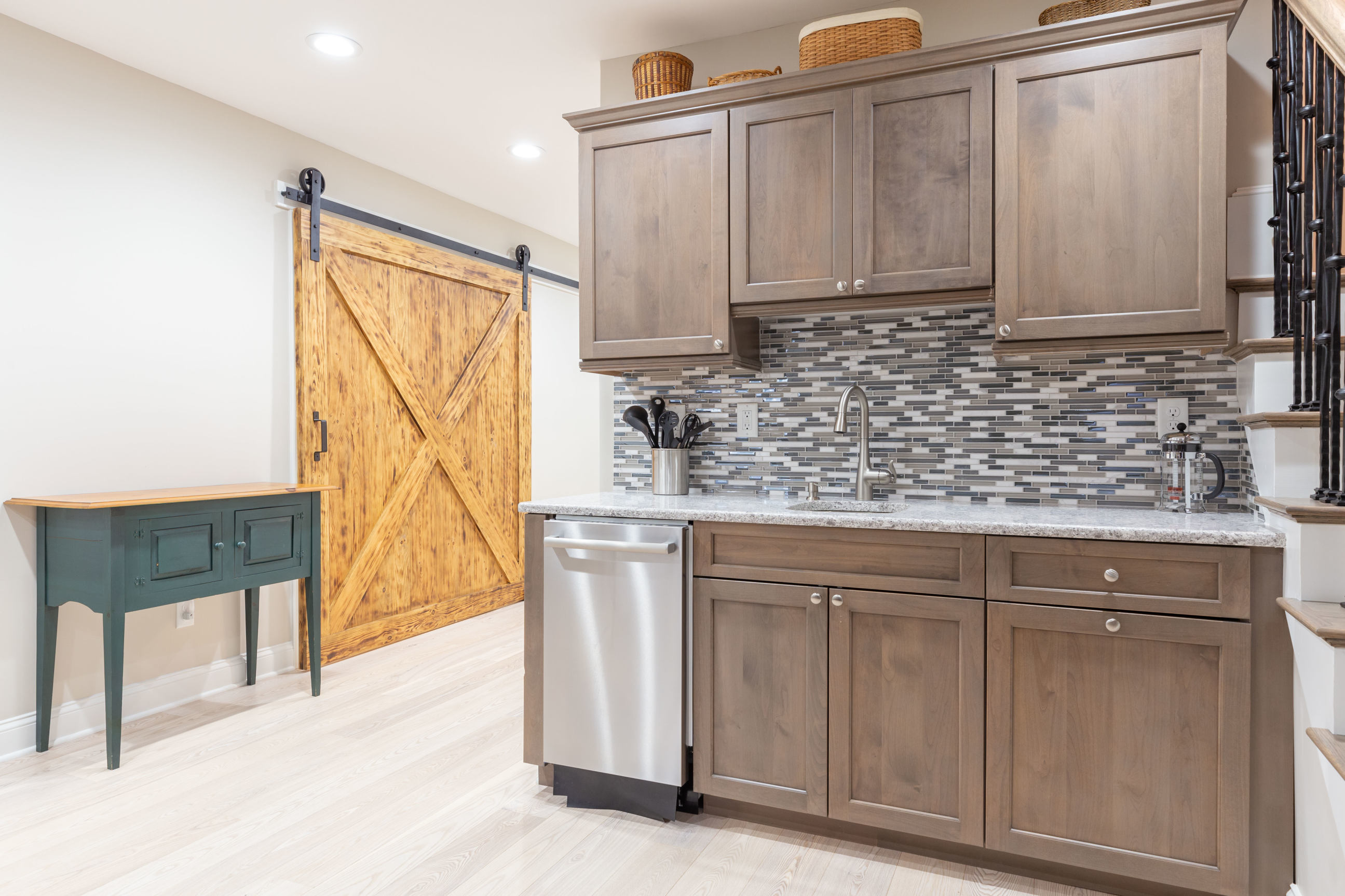 21 Endicott Street Newton, MA 02461 - Photo 33 of 37