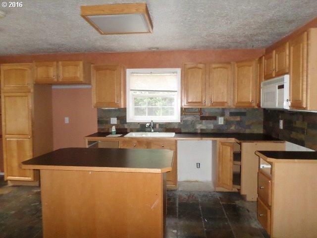 810 Sandy Bend Road Castle Rock, WA 98611 - Photo 18 of 24 Gallery Image 18