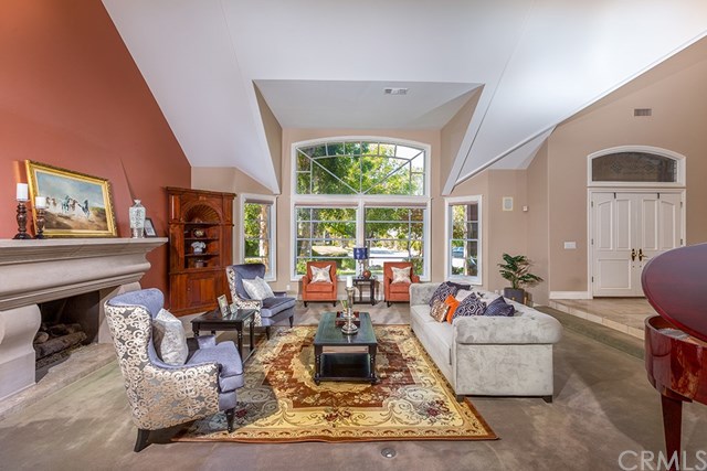 244 Silver Tree Road Glendora, CA 91741 - Photo 5 of 36