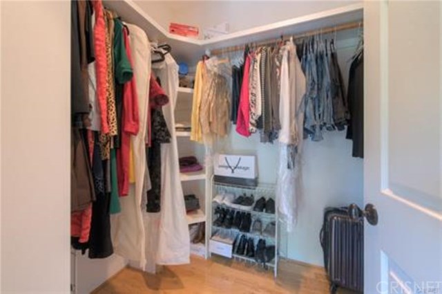 821 North Frederic Street Burbank, CA 91505 - Photo 12 of 23