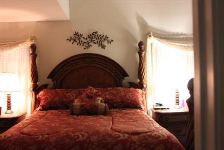 4317 Noella Road Bakersfield, CA 93313 - Photo 13 of 18 Gallery Image 13