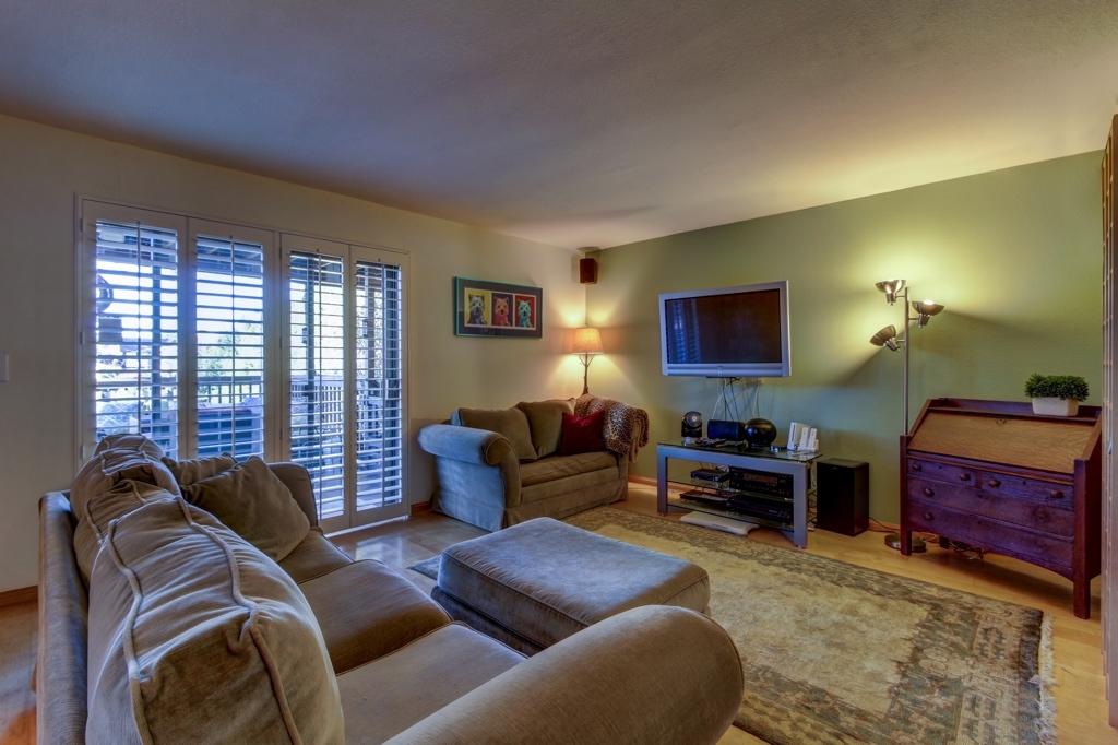 2110 Cordero Road Del Mar, CA 92014 - Photo 19 of 25 Family room off of kitchen- with slider door access to large outdoor deck-