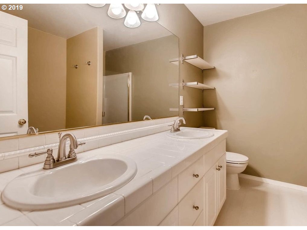 22070 Southwest Grahams Ferry Road, Unit A Tualatin, OR 97062 - Photo 17 of 28 Gallery Image 17