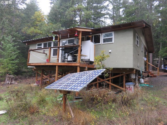 44 Meadows Loop Lyle, WA 98635 - Photo 1 of 26 Gallery Image 1