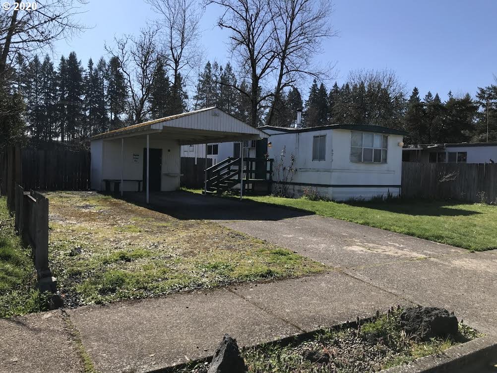 5217 Forsythia Street Springfield, OR 97478 - Photo 1 of 16