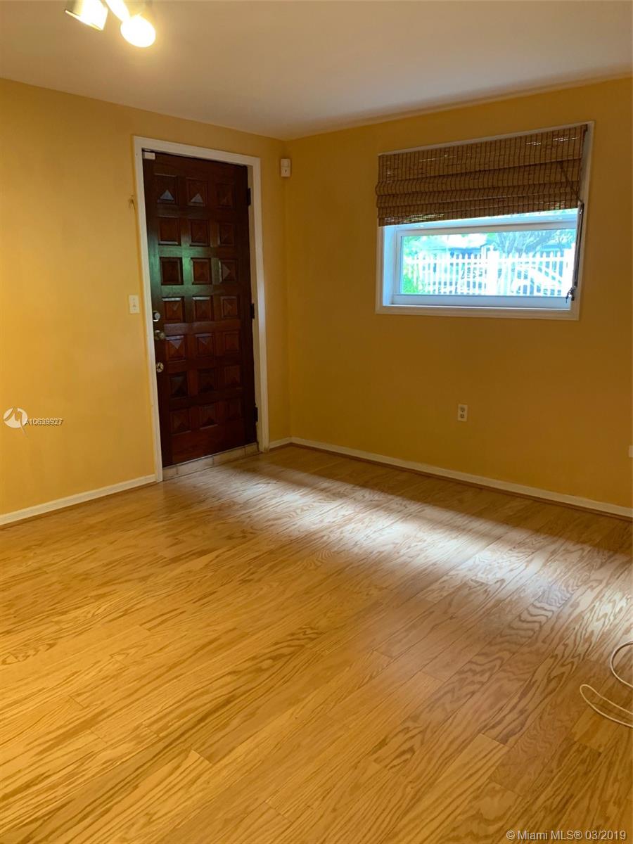 441 Southwest 29th Road Miami, FL 33129 - Photo 31 of 44