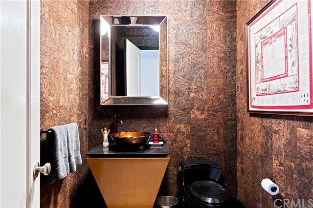 $1,950,000 | 493 Flower Street, Costa Mesa, CA 92627