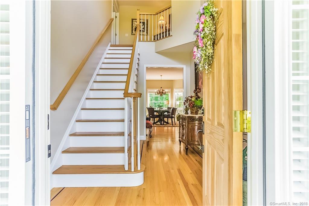 16 Spring Ridge Court, Unit 16 Danbury, CT 06811 - Photo 2 of 32