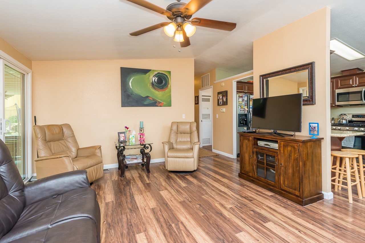 15935 Spring Oaks Road, Unit 183 El Cajon, CA 92021 - Photo 6 of 23