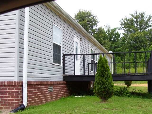 396 Davis Road Coldwater, MS 38618 - Photo 2 of 11 Deck on Back
