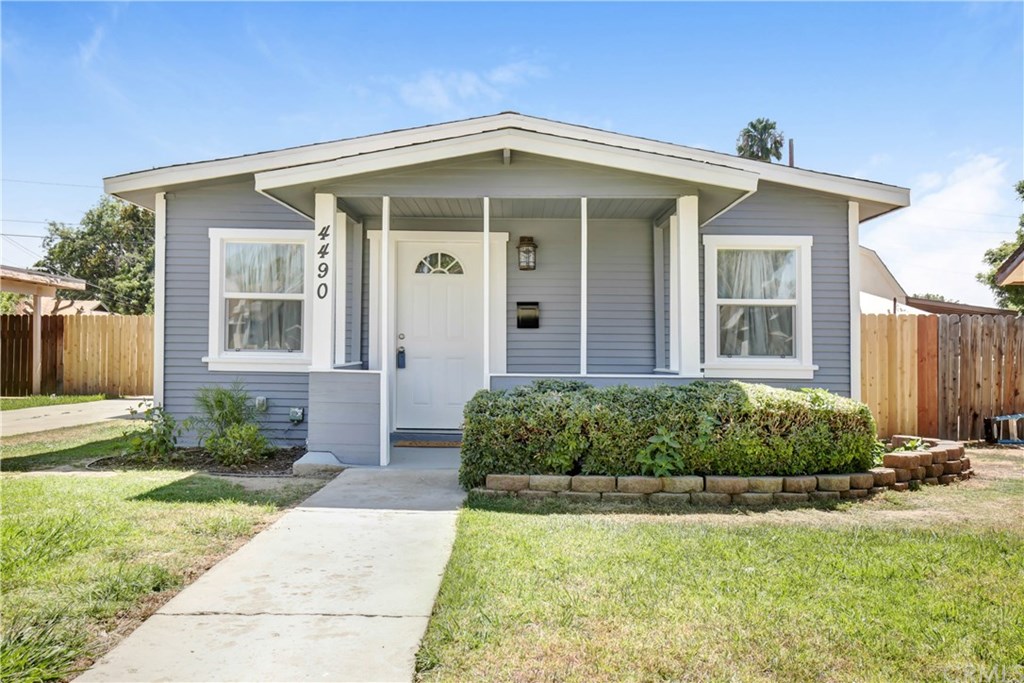 4490 Highland Place Riverside, CA 92506 - Photo 1 of 14