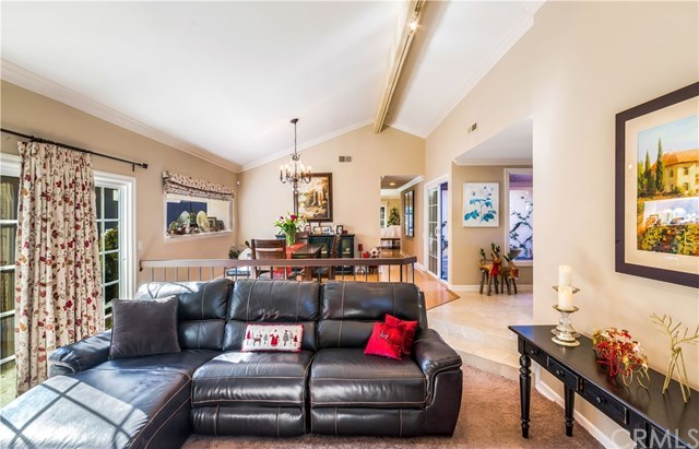 10 Rolling Brook Irvine, CA 92603 - Photo 13 of 45