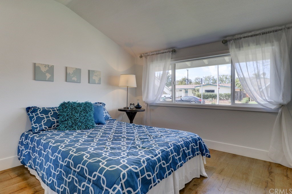 2444 Fordham Drive Costa Mesa, CA 92626 - Photo 20 of 50