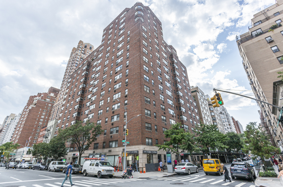 176 E 77th St, Manhattan, NY 10075 - Photo 6 of 6