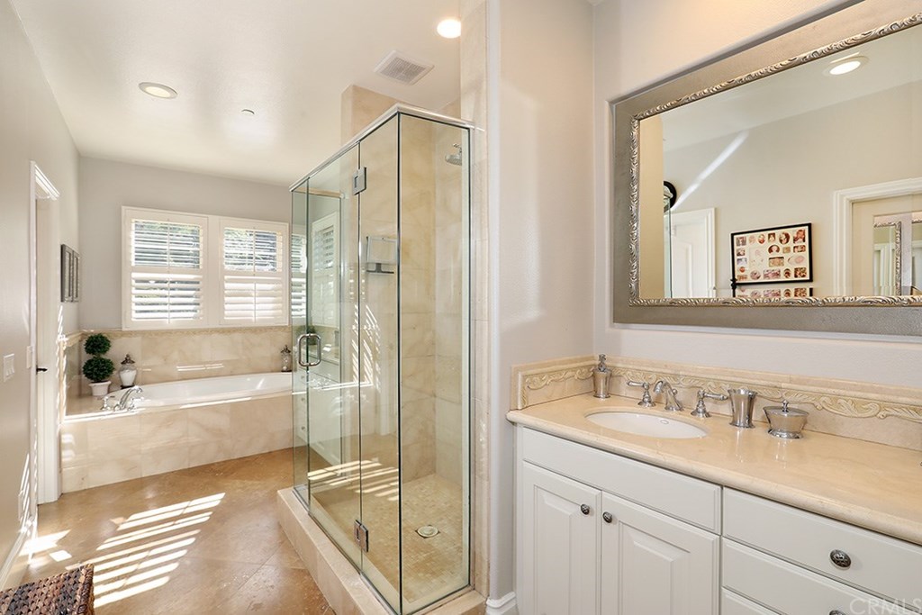 62 Valley Terrace Irvine, CA 92603 - Photo 18 of 29