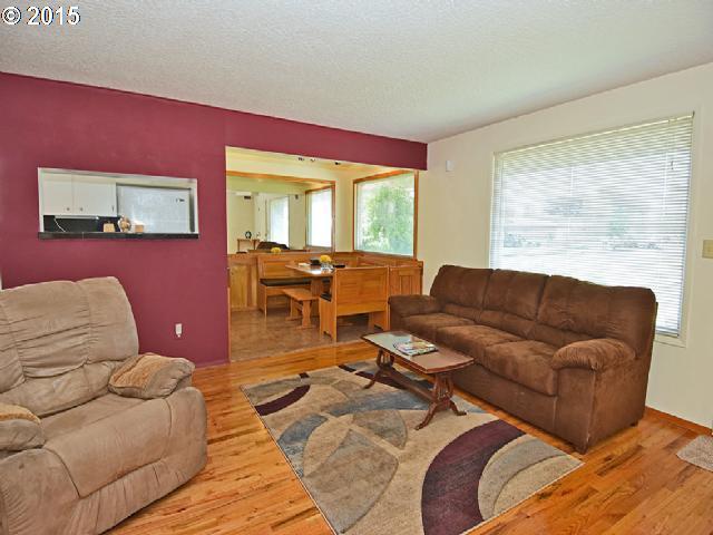1710 Thompson Road Woodburn, OR 97071 - Photo 1 of 16 Gallery Image 1