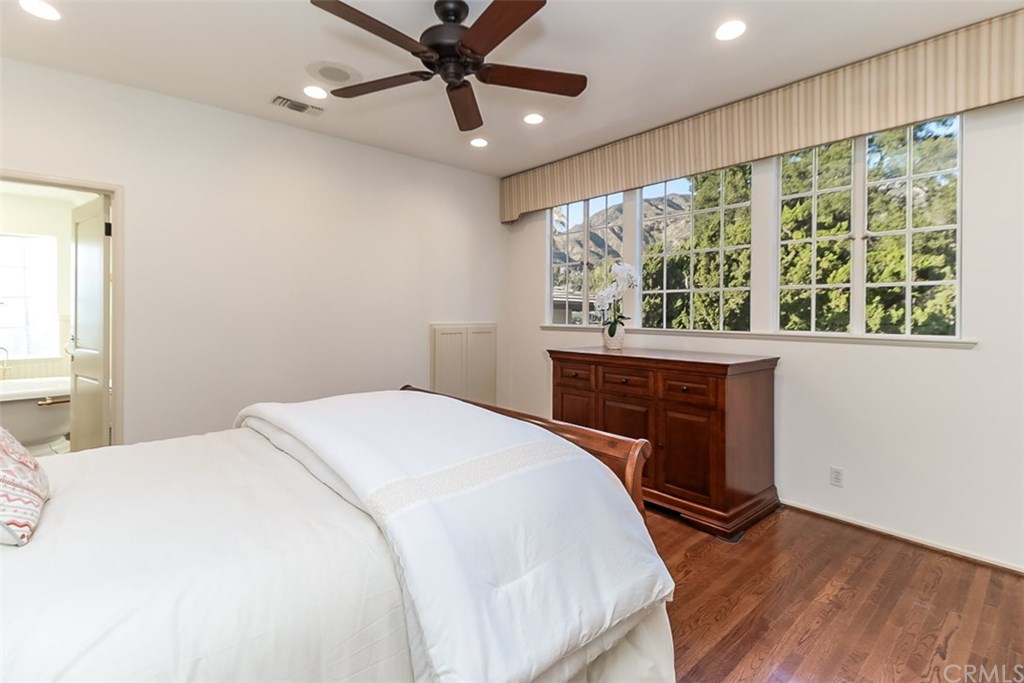 975 Hillcrest Drive Upland, CA 91784 - Photo 35 of 65