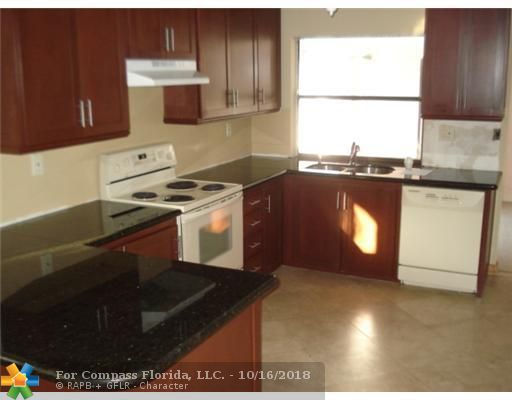 Coral Gate Margate, FL 33063 - Photo 4 of 15