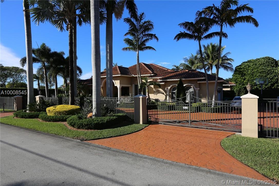 9445 Southwest 68th Street Miami, FL 33173 - Photo 4 of 35