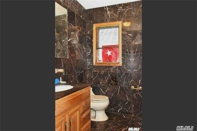 108-37 69th Road Queens, NY 11375 - Photo 6 of 11