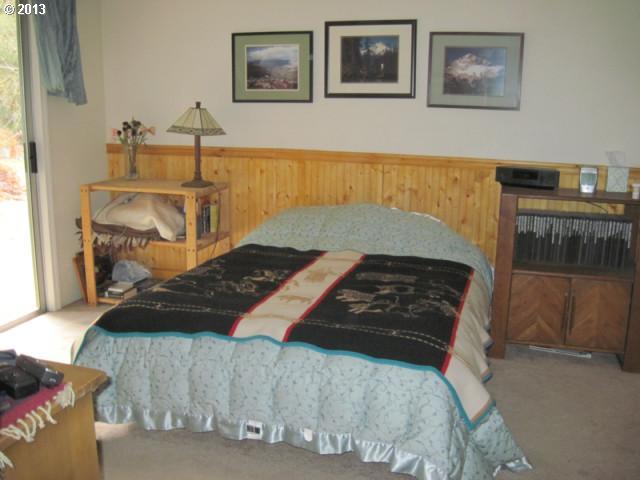 62300 Northwest Cochran Road Timber, OR 97144 - Photo 4 of 15 Gallery Image 4