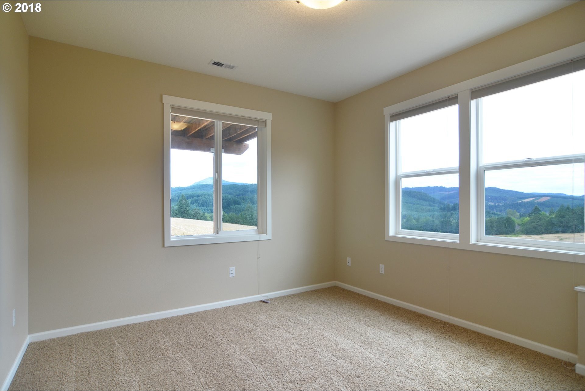 24931 Larson Road Monroe, OR 97456 - Photo 4 of 32 Gallery Image 4