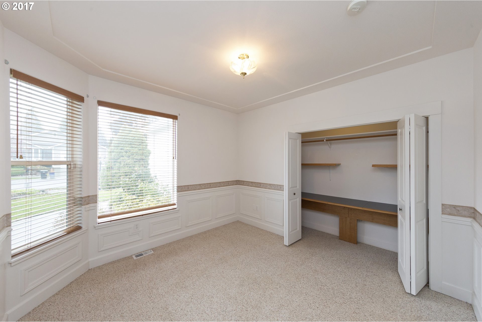 819 Henderson Road Hood River, OR 97031 - Photo 16 of 32 Gallery Image 16