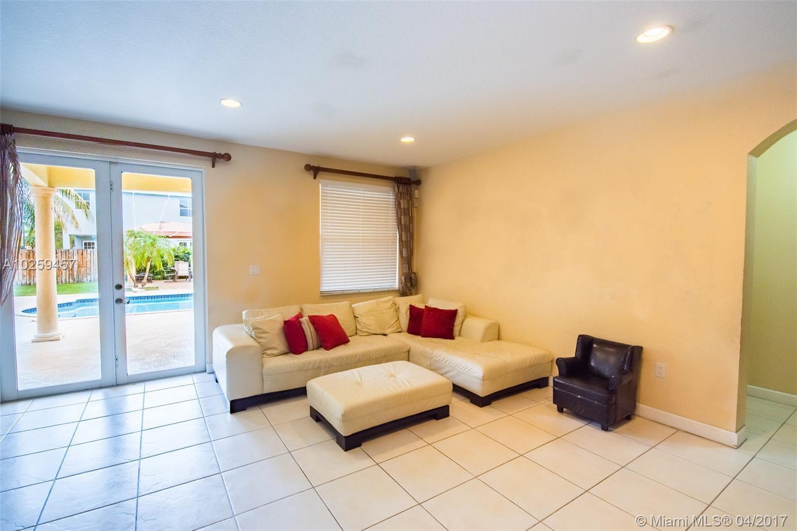 16371 Southwest 62nd Terrace Miami, FL 33193 - Photo 10 of 35