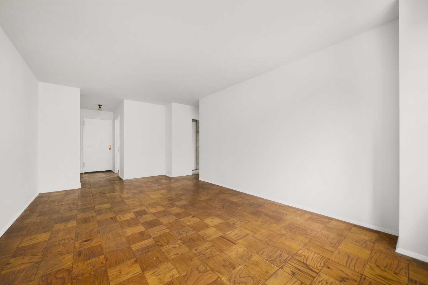 2025 Broadway, Unit 4E Manhattan, NY 10023 - Photo 6 of 15