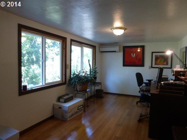 21936 Southwest Hells Canyon Road Sherwood, OR 97140 - Photo 13 of 16 Gallery Image 13