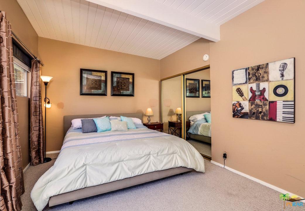 680 South Compdre Road Palm Springs, CA 92264 - Photo 23 of 36