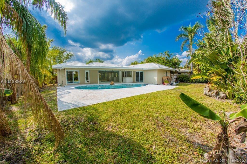 898 Southwest 12th Terrace Boca Raton, FL 33486 - Photo 14 of 33