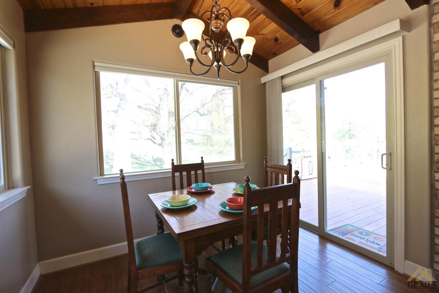 28060 Cumberland Road Tehachapi, CA 93561 - Photo 13 of 36