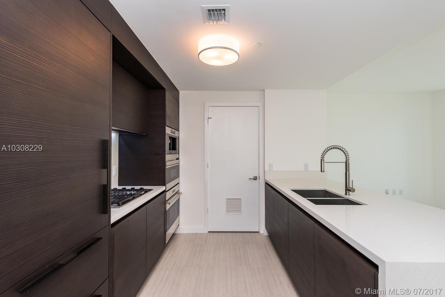1 Collins Avenue, Unit 108 Miami Beach, FL 33139 - Photo 7 of 34
