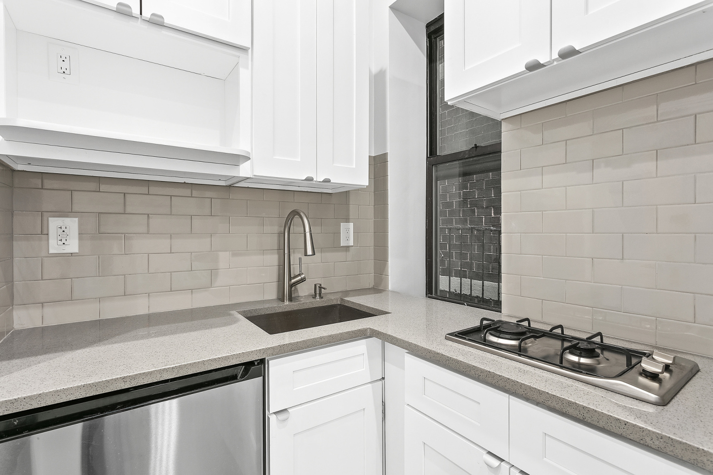 342 West 56th Street, Unit 5E Manhattan, NY 10019 - Photo 4 of 6