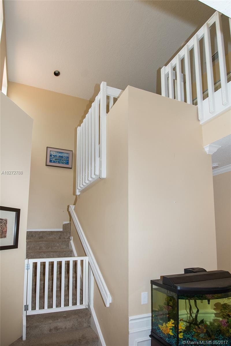 837 Falling Water Road Weston, FL 33326 - Photo 14 of 27
