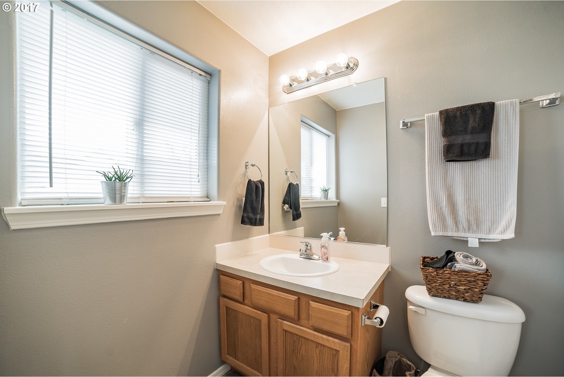 19153 Southeast Yamhill Street, Unit 21 Portland, OR 97233 - Photo 25 of 26