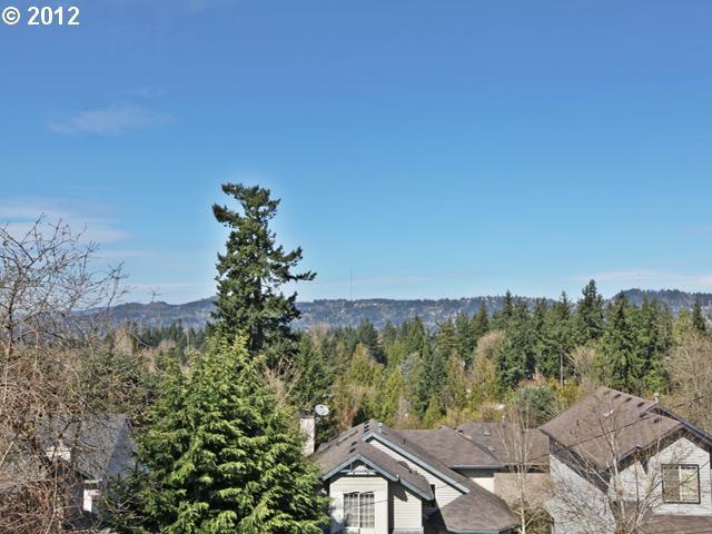5310 Southwest Brugger Street Portland, OR 97219 - Photo 8 of 16 Gallery Image 8