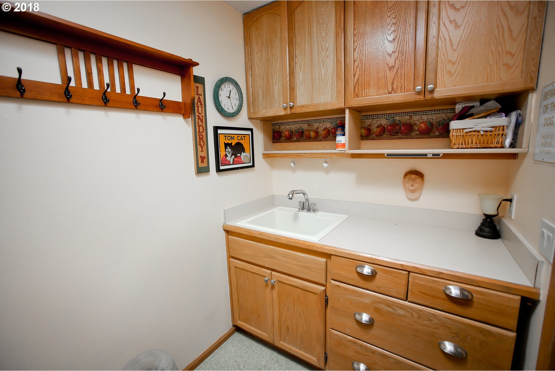 2986 Gilham Road Eugene, OR 97408 - Photo 25 of 32 Gallery Image 25