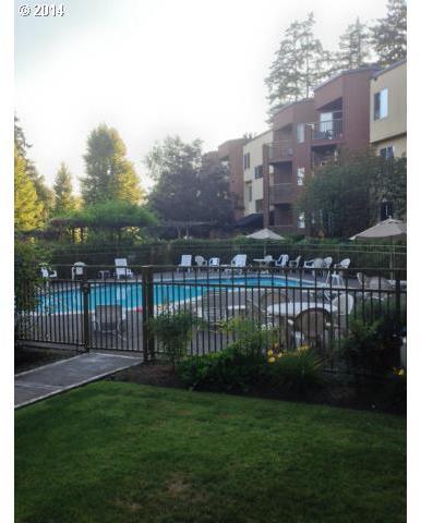 8720 Southwest Tualatin Road, Unit 200 Tualatin, OR 97062 - Photo 3 of 16