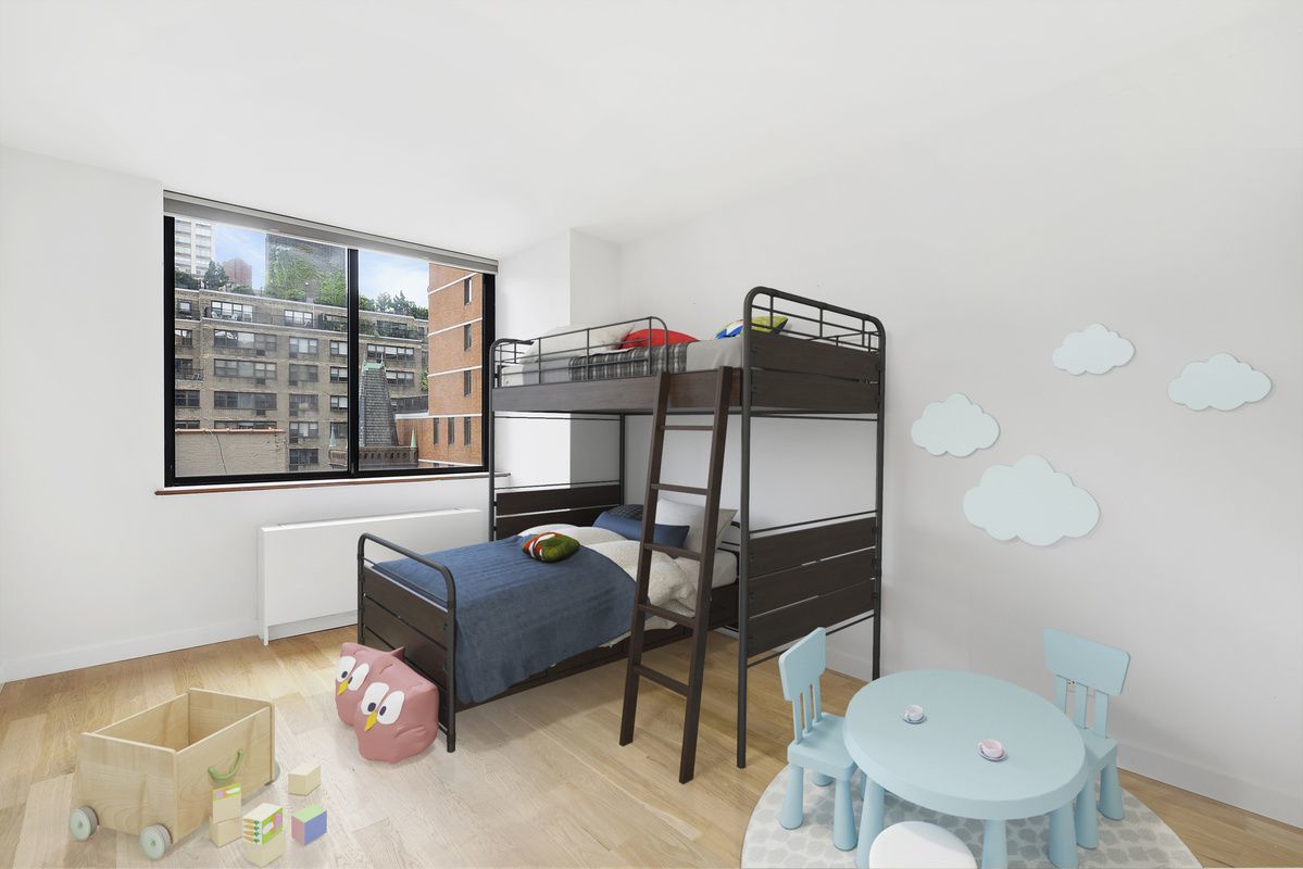 330 East 75th Street, Unit 8E Manhattan, NY 10021 - Photo 3 of 7