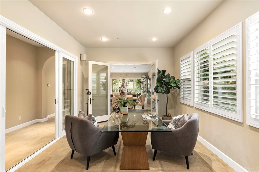 66 Peacevine Irvine, CA 92618 - Photo 4 of 8