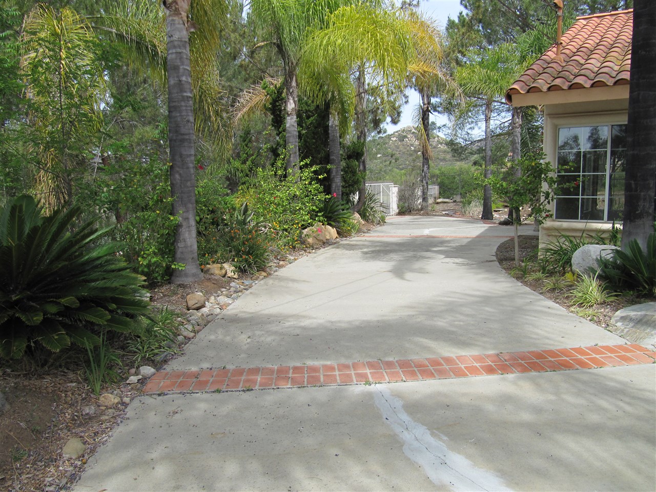 25317 Jesmond Dene Road Escondido, CA 92026 - Photo 12 of 14 Separate RV Driveway Parking