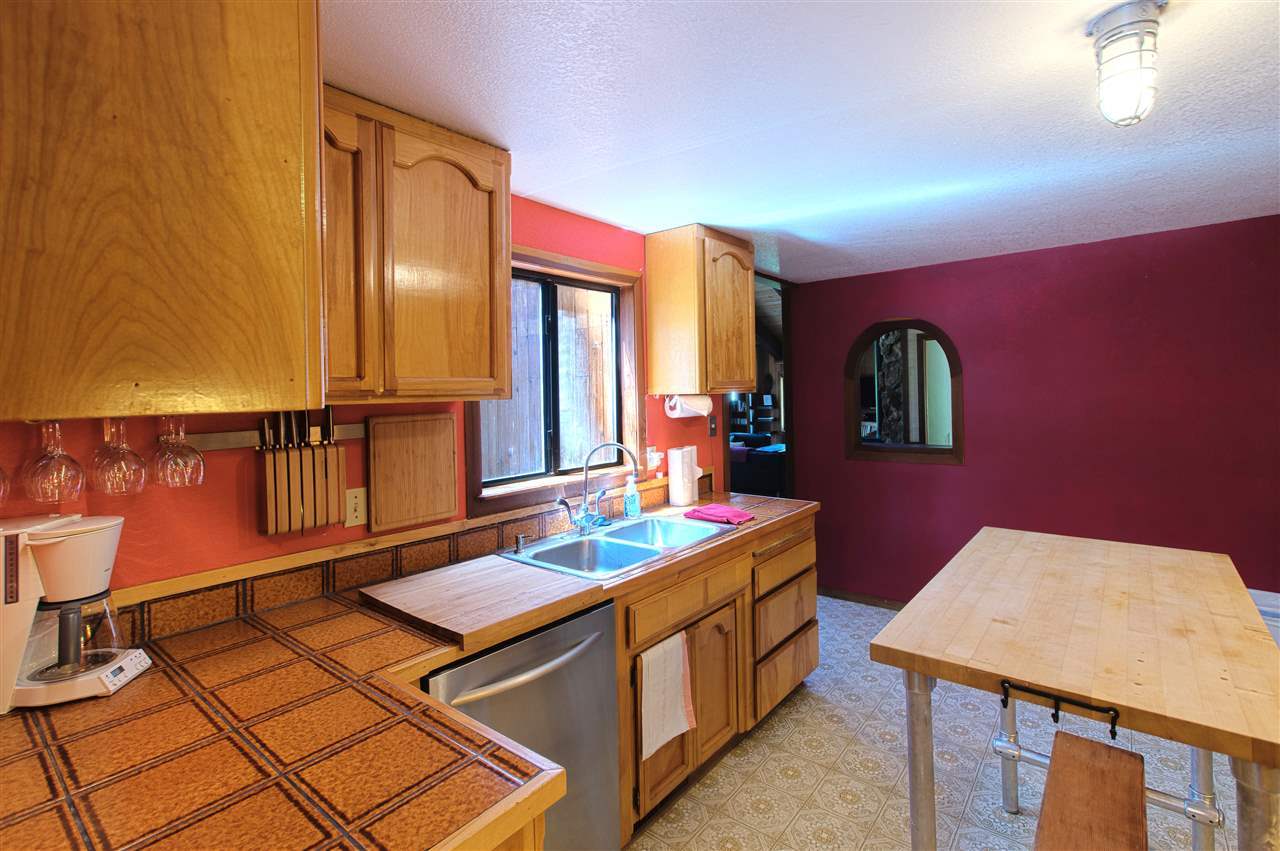 1420 Chateau Place Alpine Meadows, CA 96146 - Photo 3 of 14