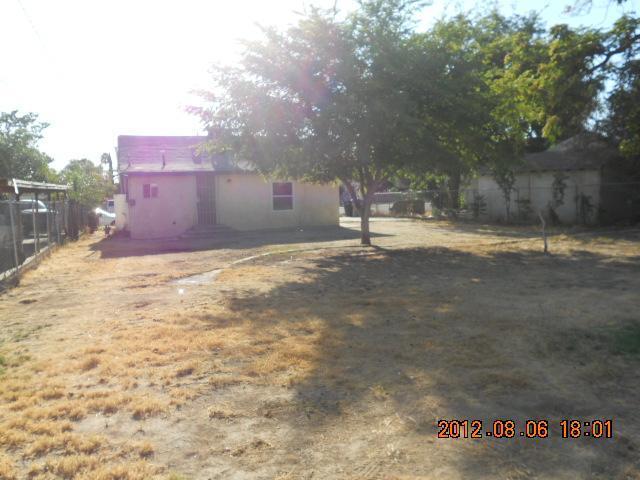 913 Sterling Road Bakersfield, CA 93306 - Photo 13 of 14 deep lot. room for RV.