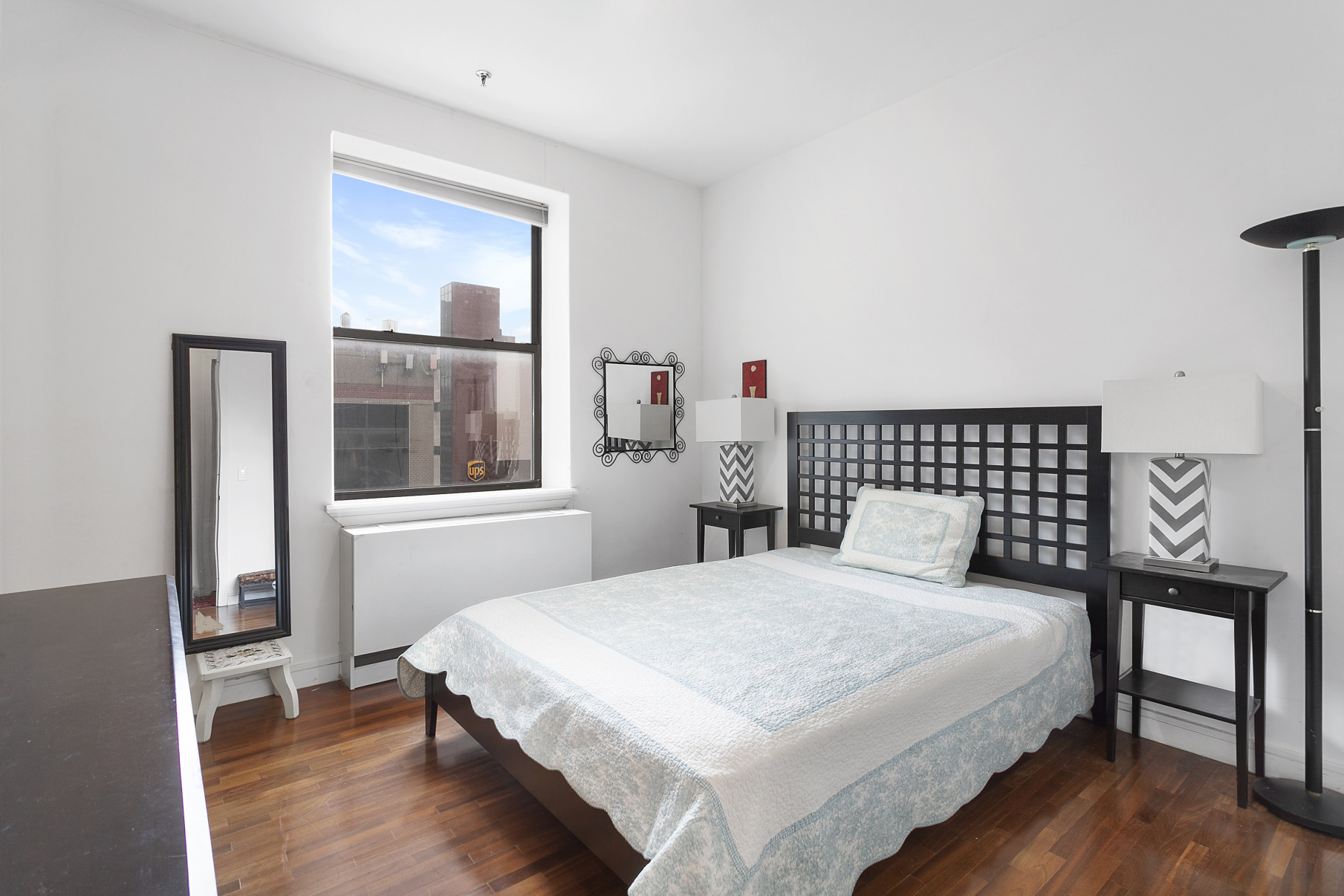552 West 43rd Street, Unit 4A Manhattan, NY 10036 - Photo 9 of 12