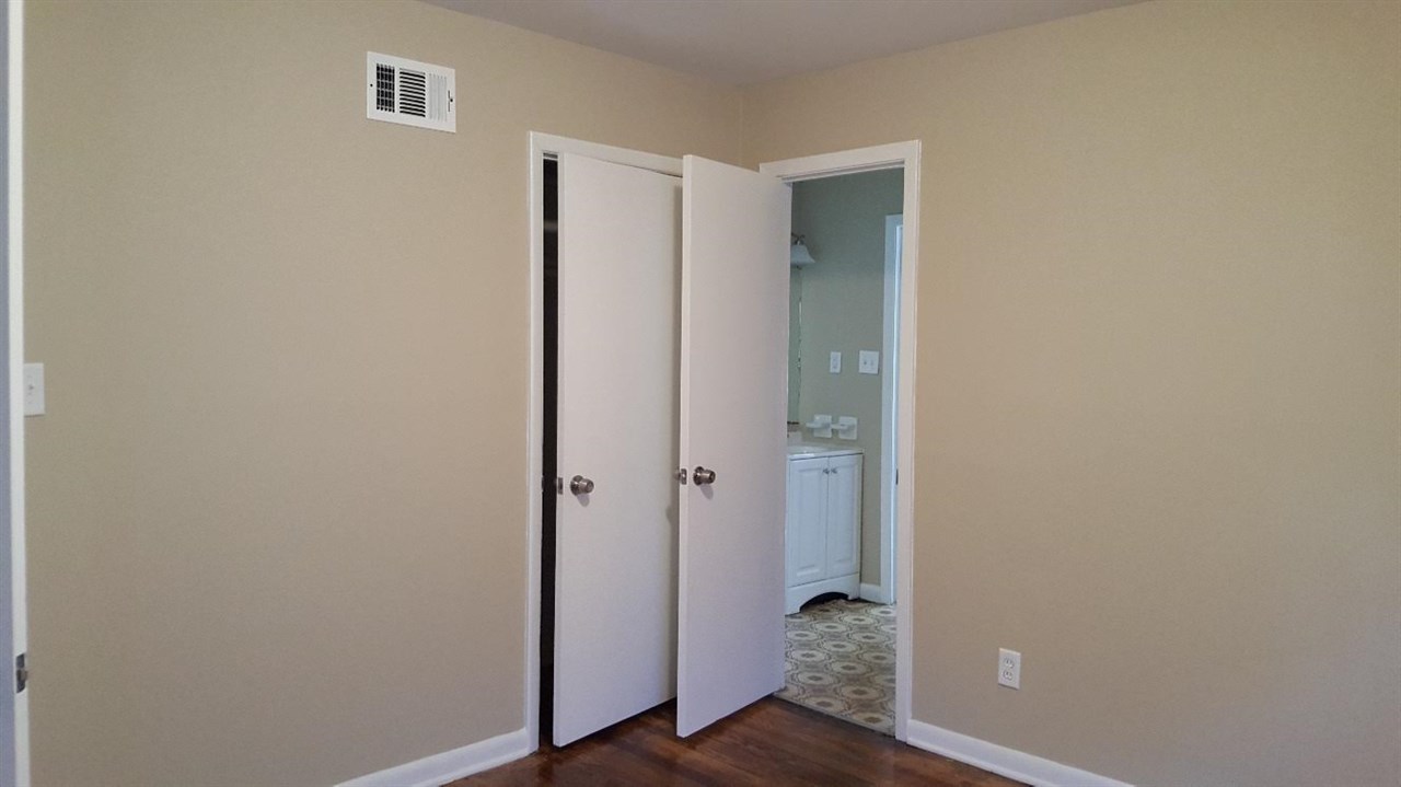 4003 Comanche Road Memphis, TN 38118 - Photo 15 of 20