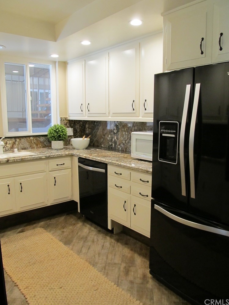 13338 Del Monte Drive, Unit 3A Seal Beach, CA 90740 - Photo 15 of 27